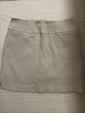 Classic Black-and-White Check Pencil Skort